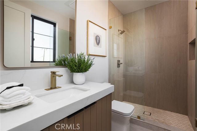 MLS #OC25246575 image #42