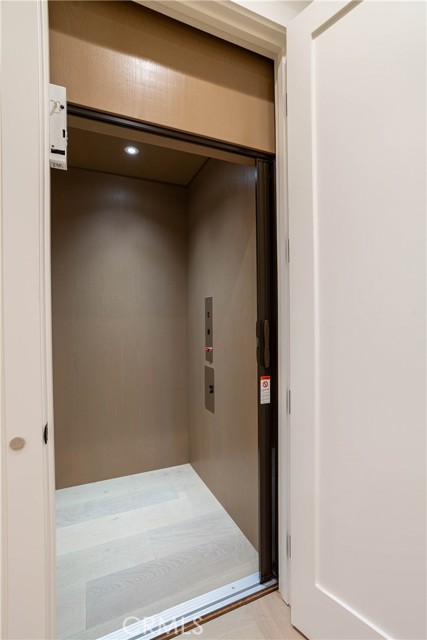 MLS #OC25246575 image #44