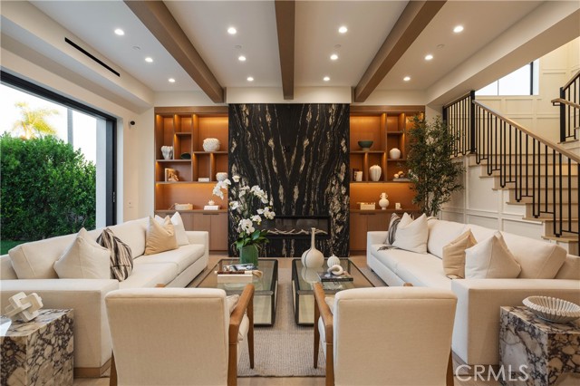 MLS #OC25246575 image #8