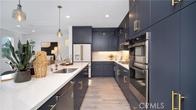 MLS #OC25246664 image #12