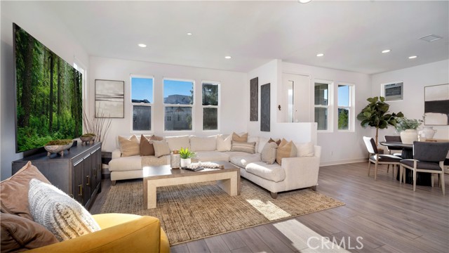 MLS #OC25246664 image #2