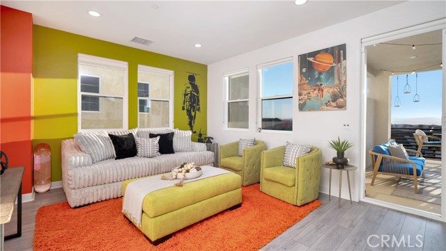 MLS #OC25246664 image #32