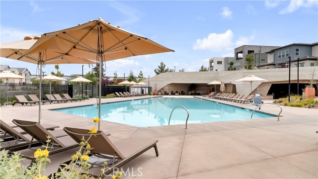 MLS #OC25246664 image #46