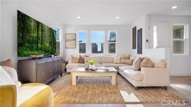 MLS #OC25246664 image #5