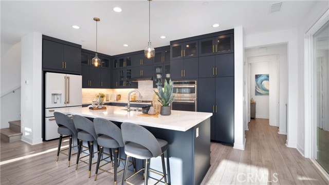 MLS #OC25246664 image #9