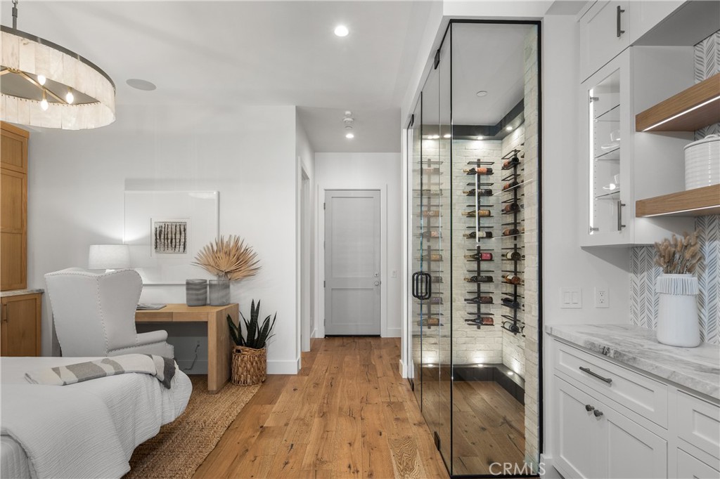 MLS #OC25246707 image #16