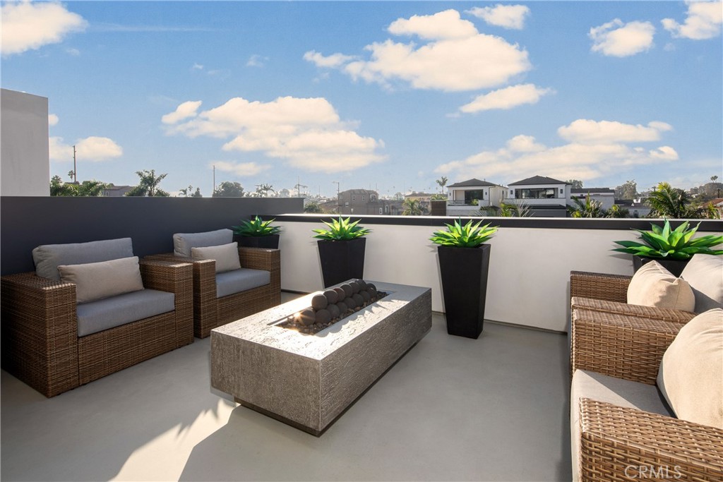 MLS #OC25246707 image #38