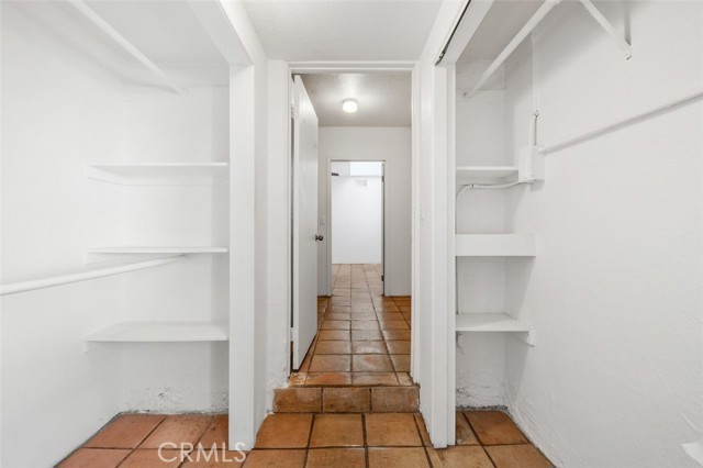 MLS #OC25246738 image #10