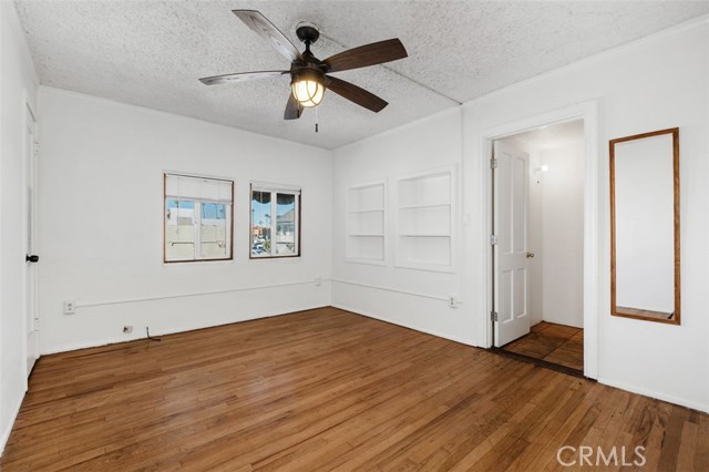 MLS #OC25246738 image #18