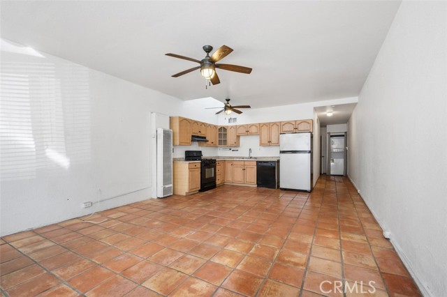 MLS #OC25246738 image #2