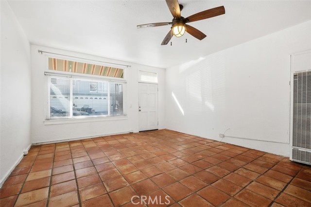 MLS #OC25246738 image #3