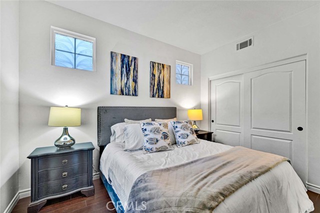 MLS #OC25246740 image #20