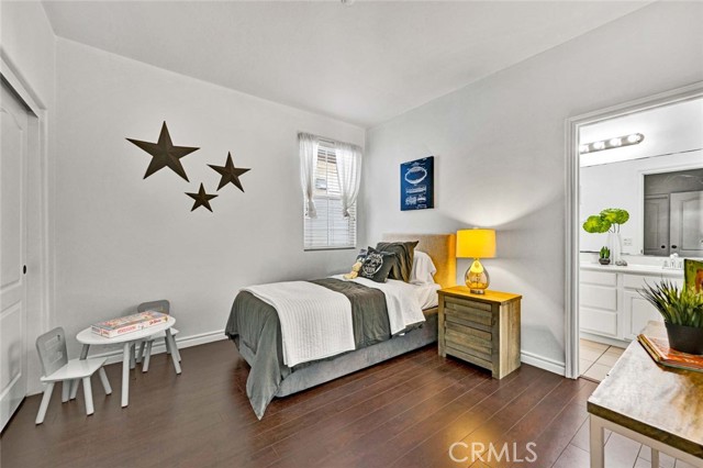 MLS #OC25246740 image #22