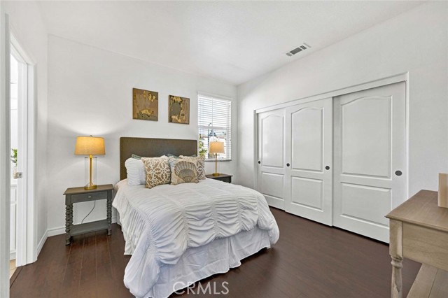 MLS #OC25246740 image #25