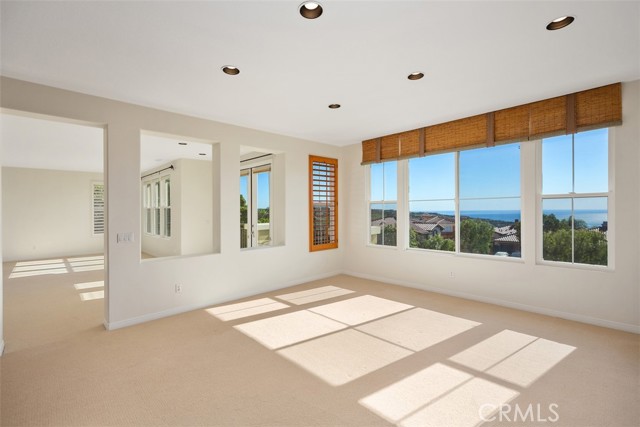 MLS #OC25246752 image #12