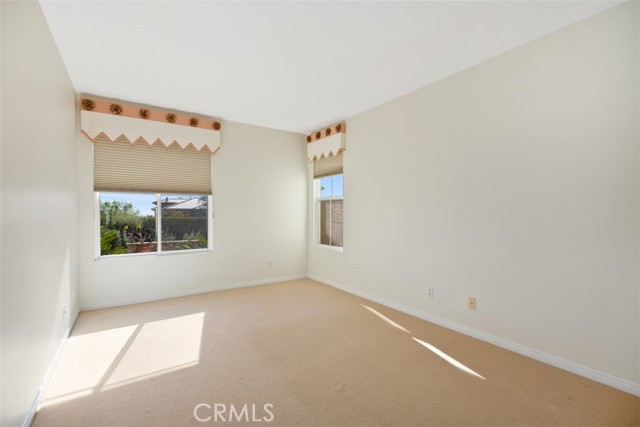 MLS #OC25246752 image #28