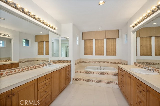 MLS #OC25246752 image #39