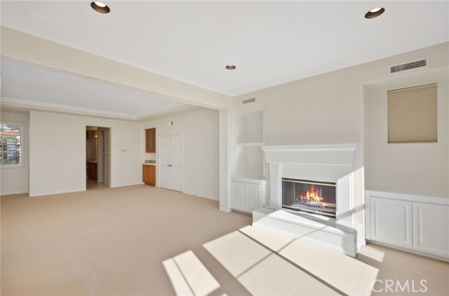 MLS #OC25246752 image #48