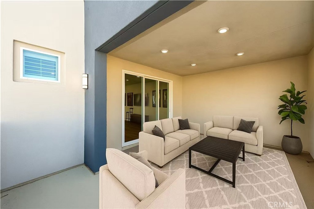 MLS #OC25246810 image #10