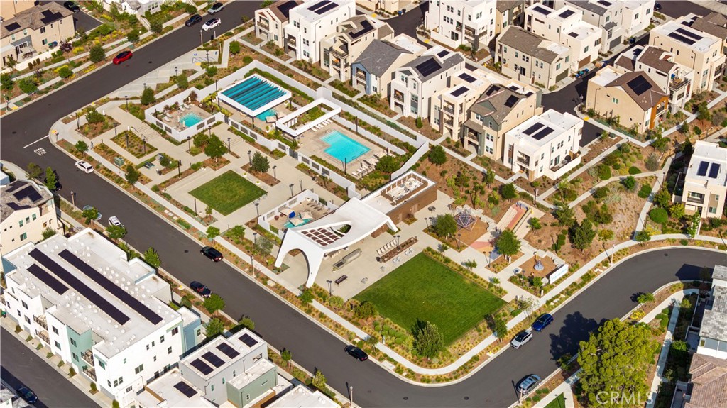 MLS #OC25246810 image #37