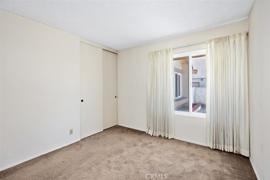 MLS #OC25246843 image #19