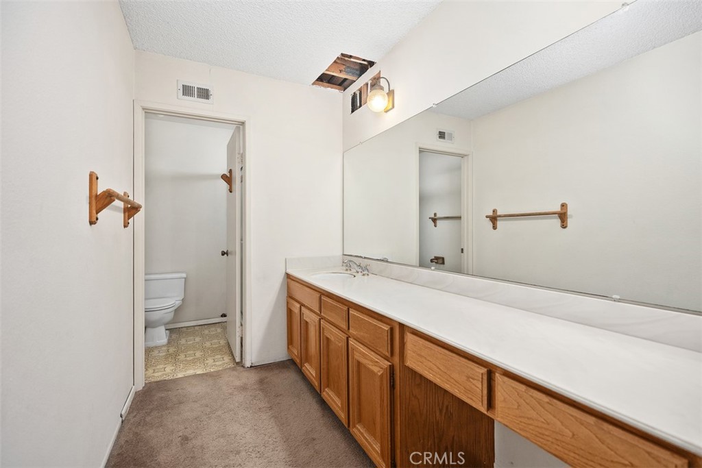 MLS #OC25246843 image #23