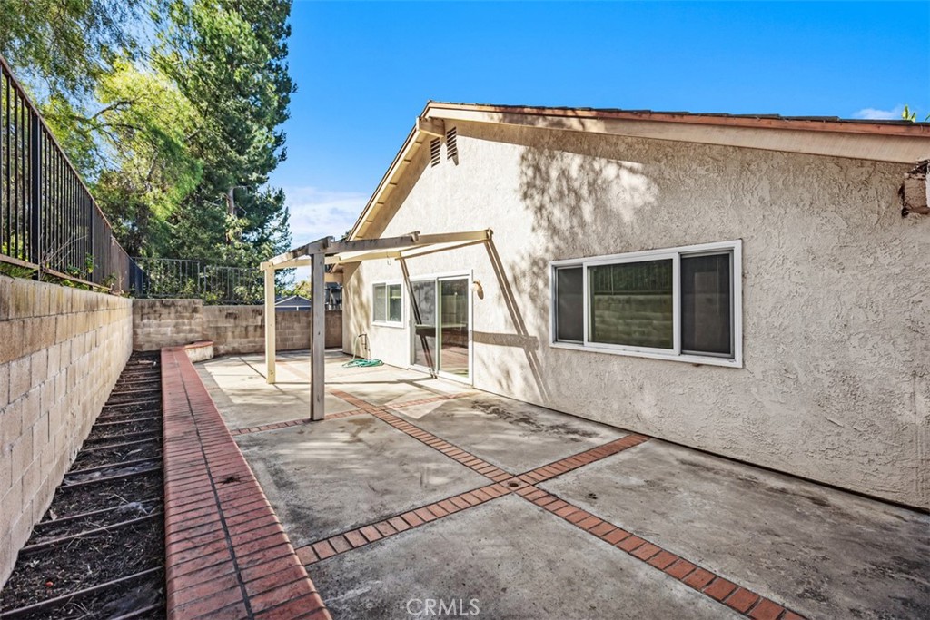 MLS #OC25246843 image #27