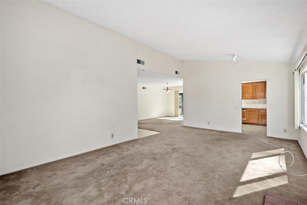 MLS #OC25246843 image #7