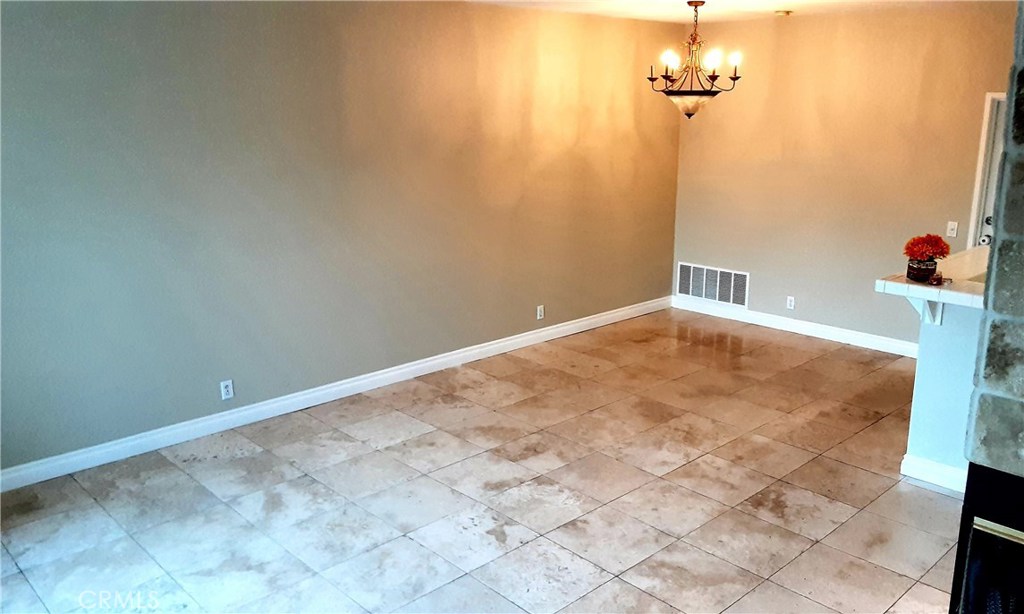 MLS #OC25246846 image #6