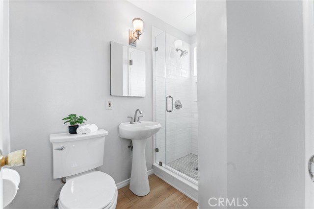 MLS #OC25246888 image #9