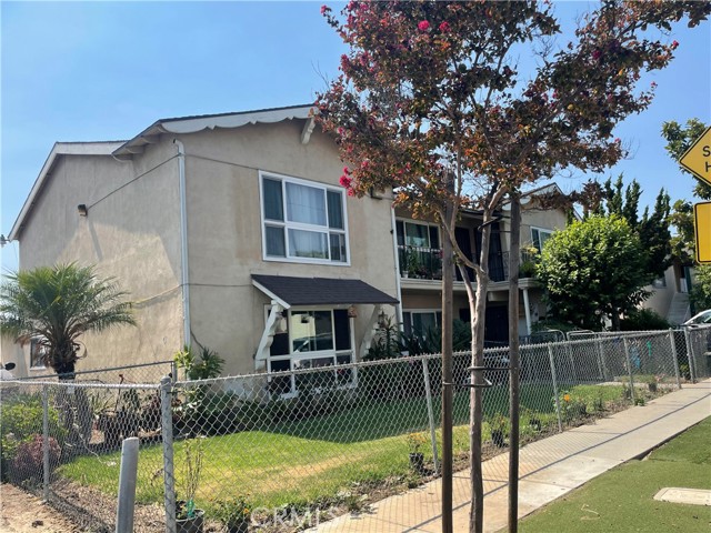 MLS #OC25246897 image #0