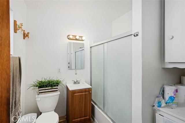 MLS #OC25246897 image #10