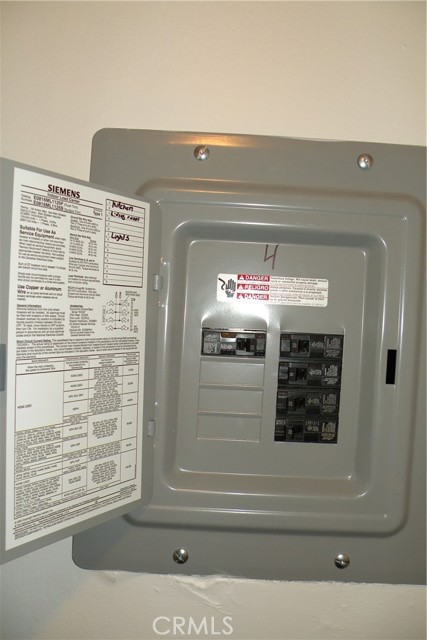 MLS #OC25246897 image #29