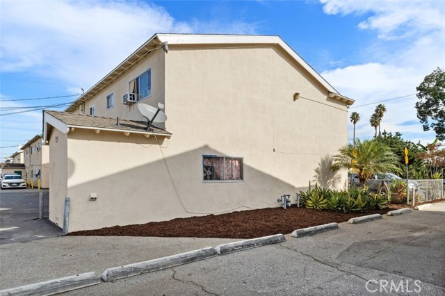 MLS #OC25246897 image #35