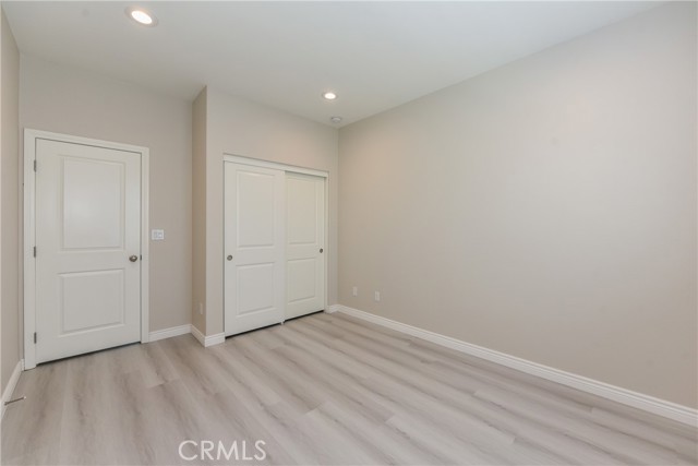 MLS #OC25246903 image #16