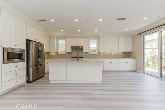 MLS #OC25246903 image #4