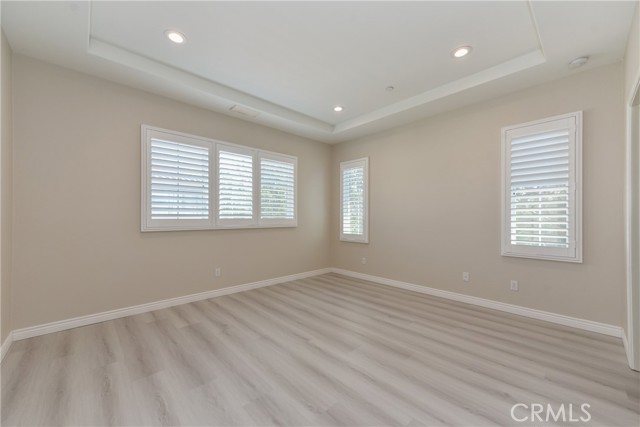 MLS #OC25246903 image #9