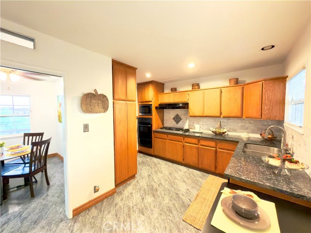 MLS #OC25246924 image #11