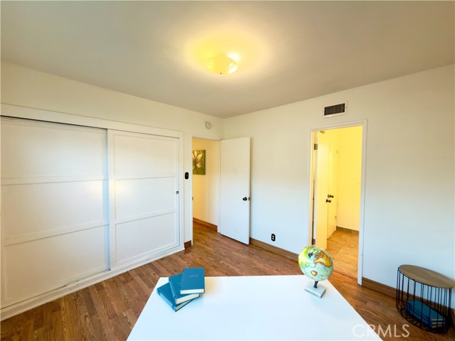 MLS #OC25246924 image #16