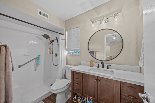 MLS #OC25246955 image #11