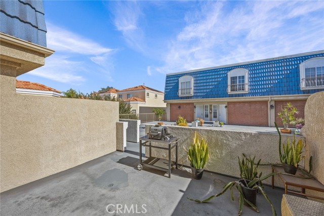 MLS #OC25246955 image #16