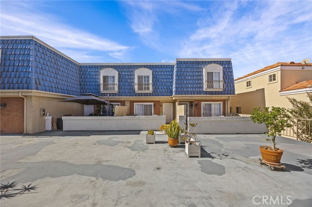 MLS #OC25246955 image #17