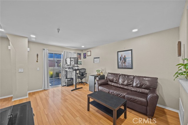 MLS #OC25246955 image #2