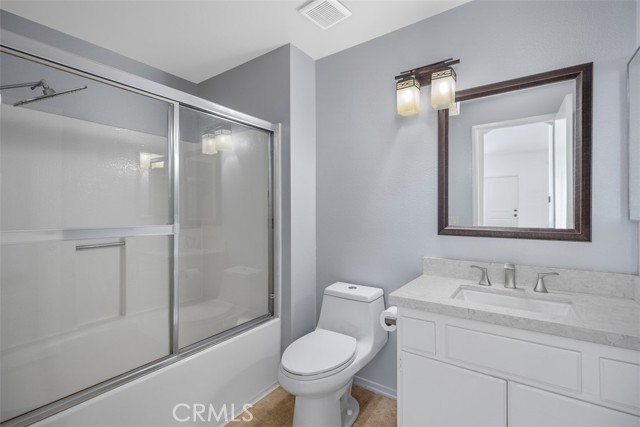 MLS #OC25246982 image #18