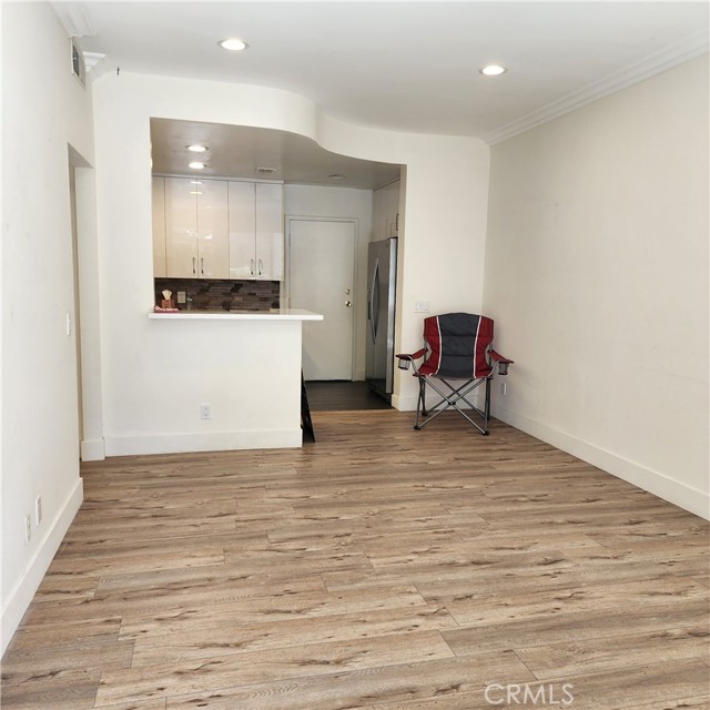 MLS #OC25246993 image #5