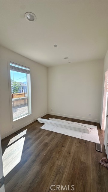 MLS #OC25246995 image #10