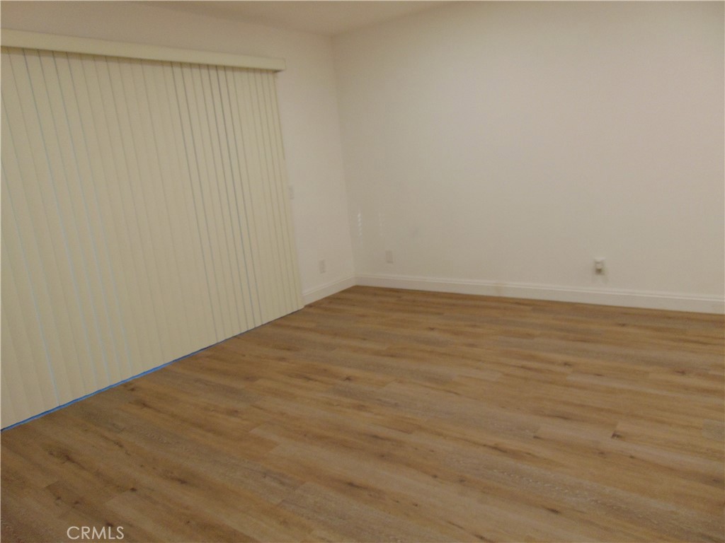 MLS #OC25247088 image #2