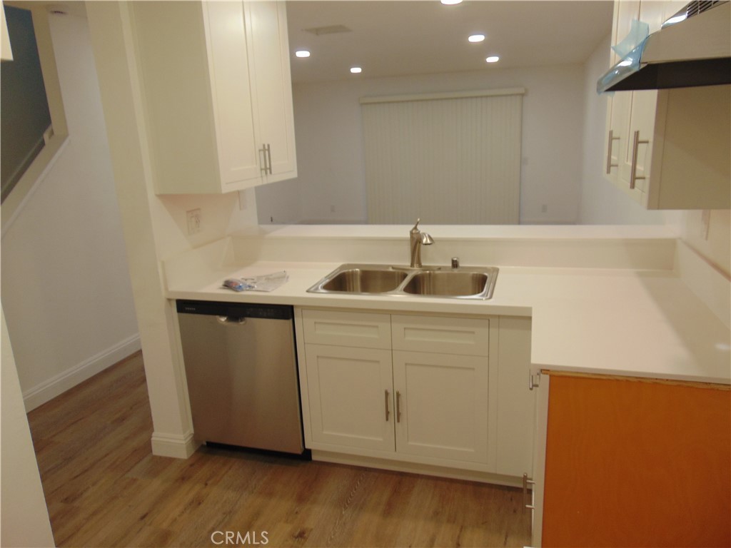 MLS #OC25247088 image #5