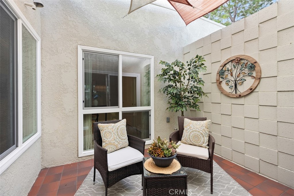 MLS #OC25247095 image #10