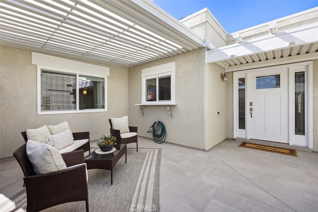 MLS #OC25247095 image #2